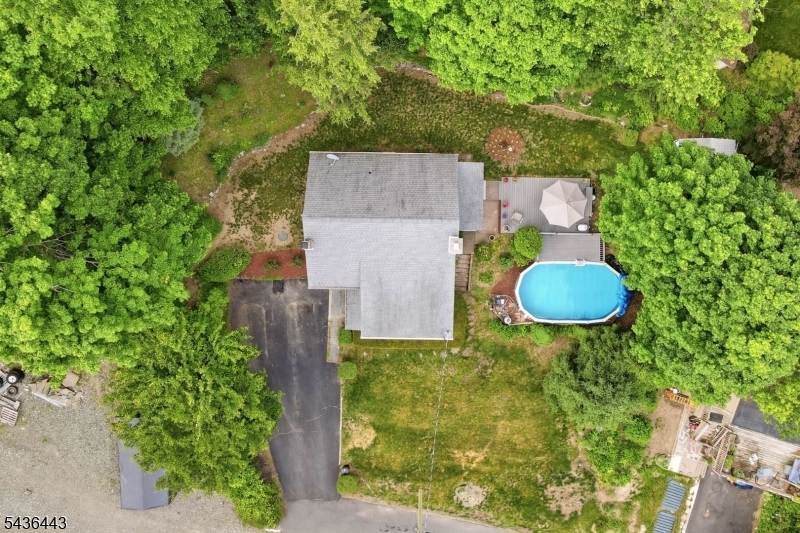 8 Ivan Rd