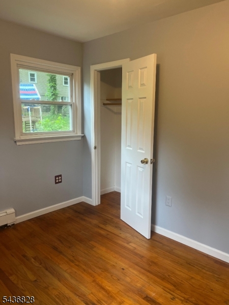 48 E Shore Dr