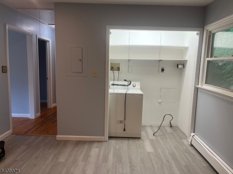 48 E Shore Dr