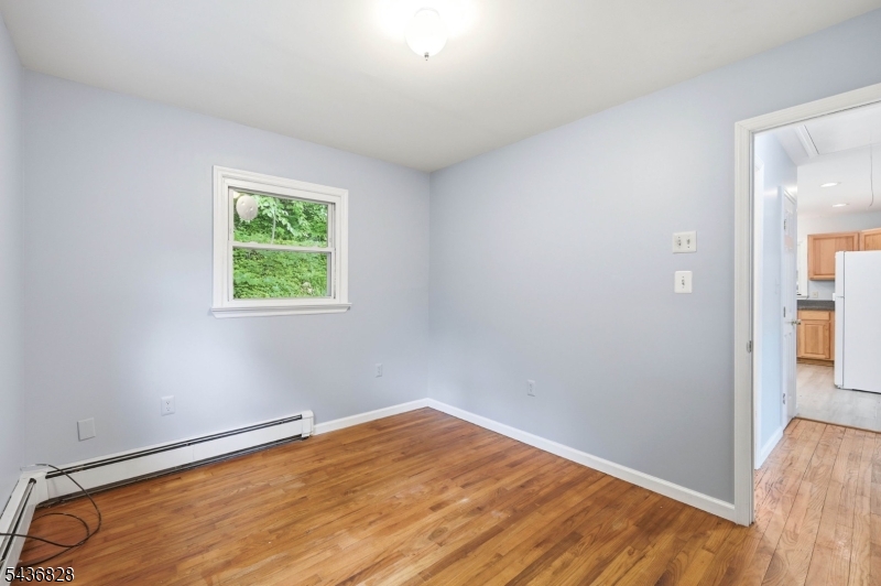 48 E Shore Dr