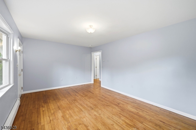 48 E Shore Dr