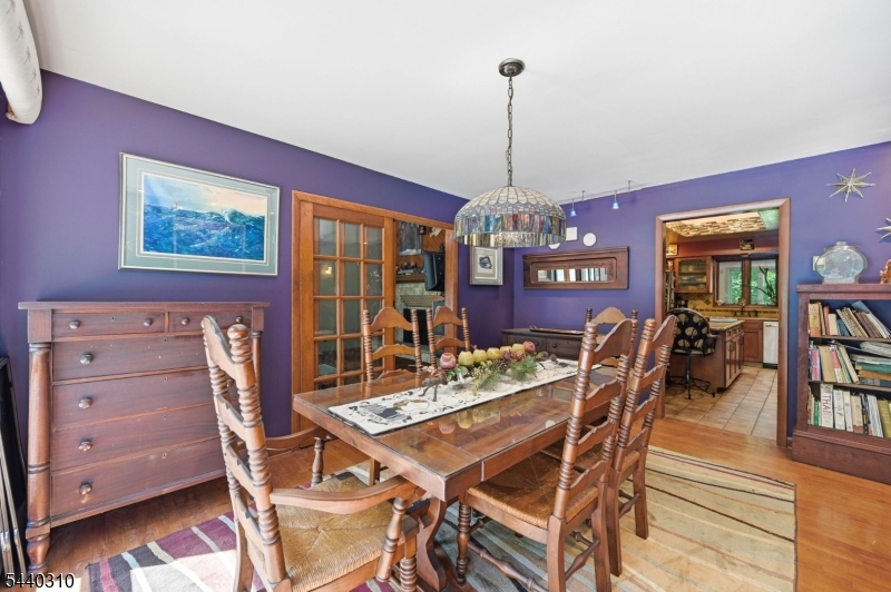 15 Lower North Shore Rd