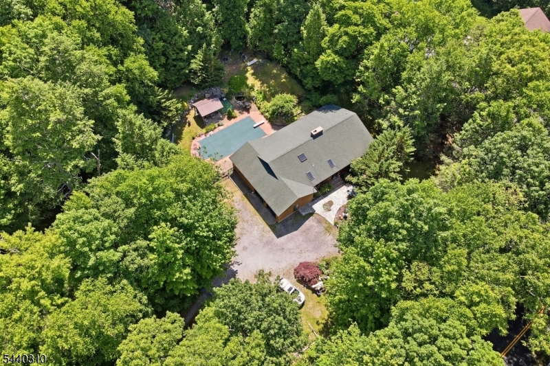15 Lower North Shore Rd