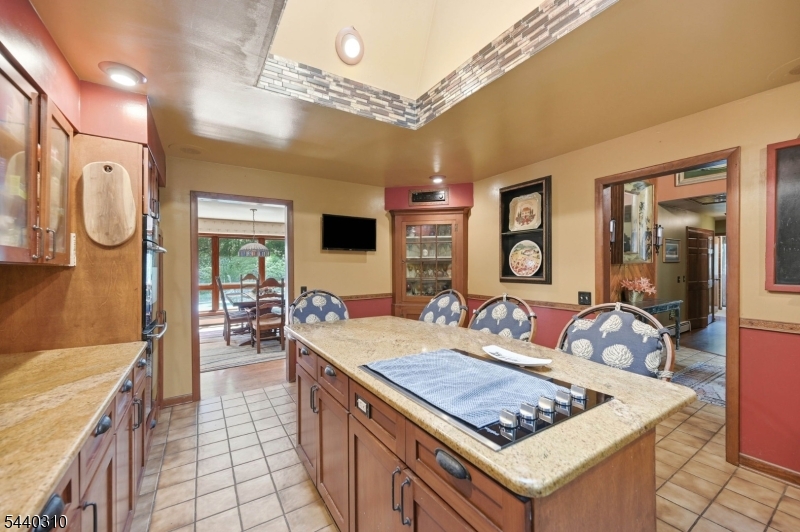15 Lower North Shore Rd