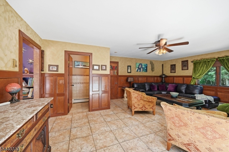 15 Lower North Shore Rd