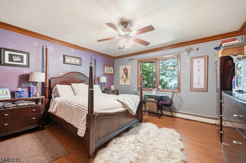 15 Lower North Shore Rd