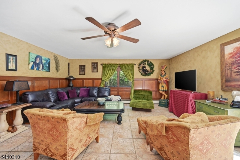 15 Lower North Shore Rd