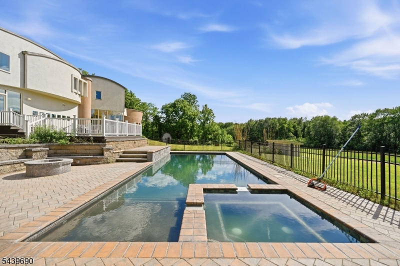 151 Bellvale Lakes Rd