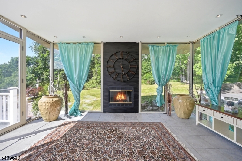 151 Bellvale Lakes Rd