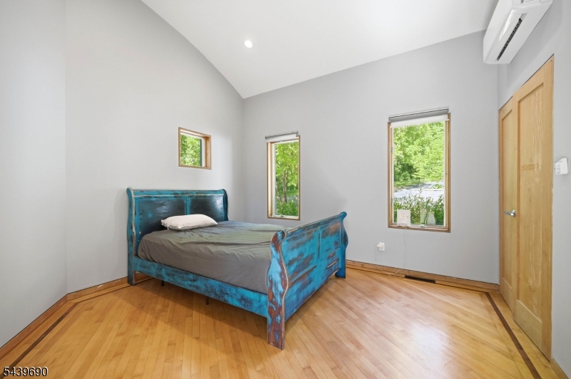 151 Bellvale Lakes Rd