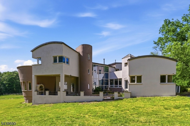 151 Bellvale Lakes Rd