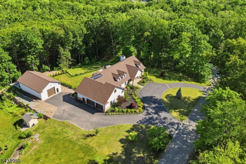 67 Virginia Ln