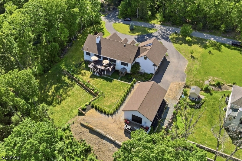 67 Virginia Ln