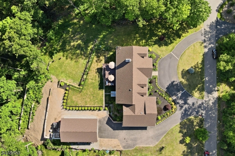 67 Virginia Ln