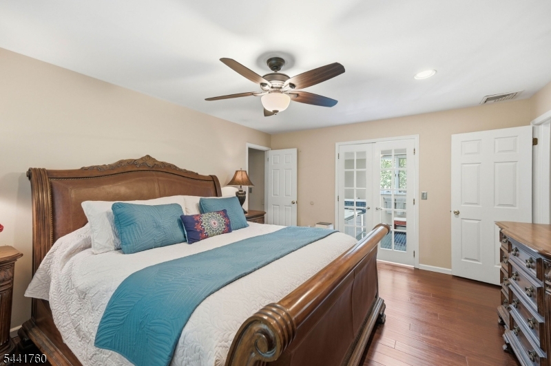 18 Tice Rd
