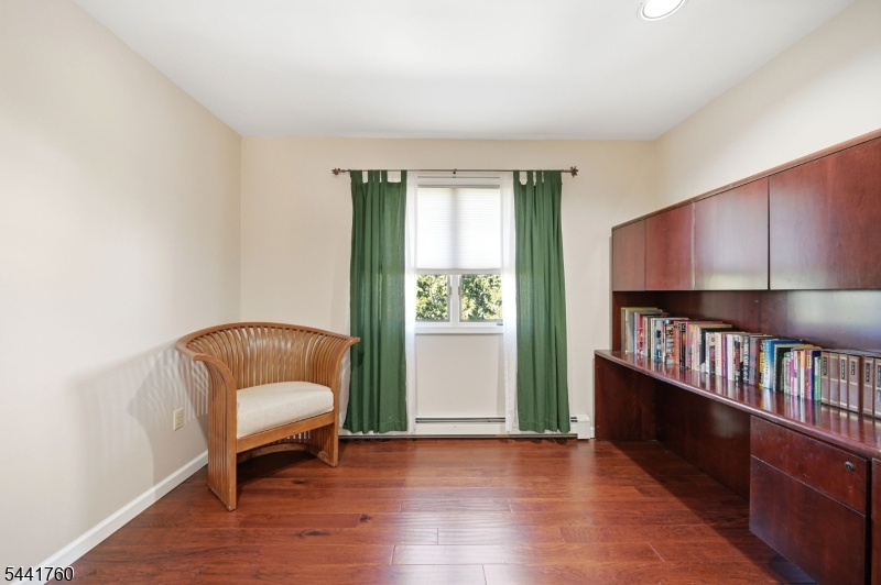 18 Tice Rd
