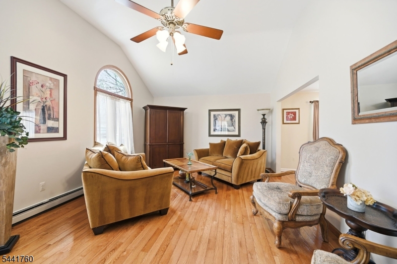 18 Tice Rd