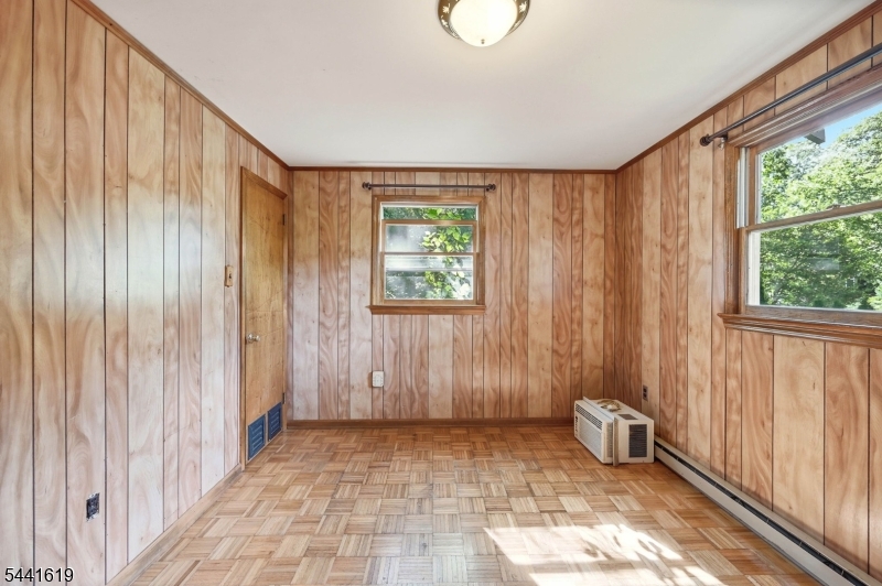 16 Allegheny Ave