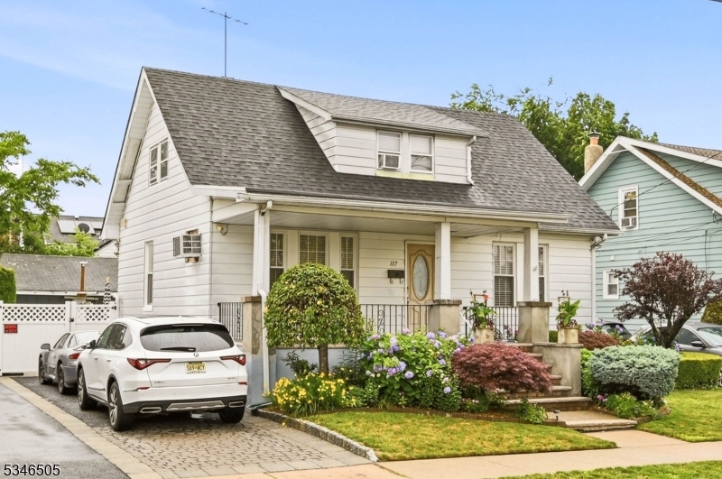 117 Richmond Ave