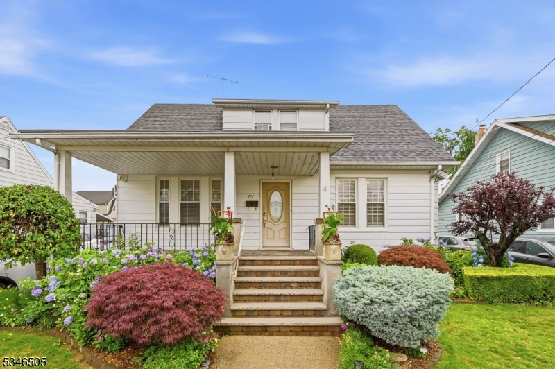 117 Richmond Ave