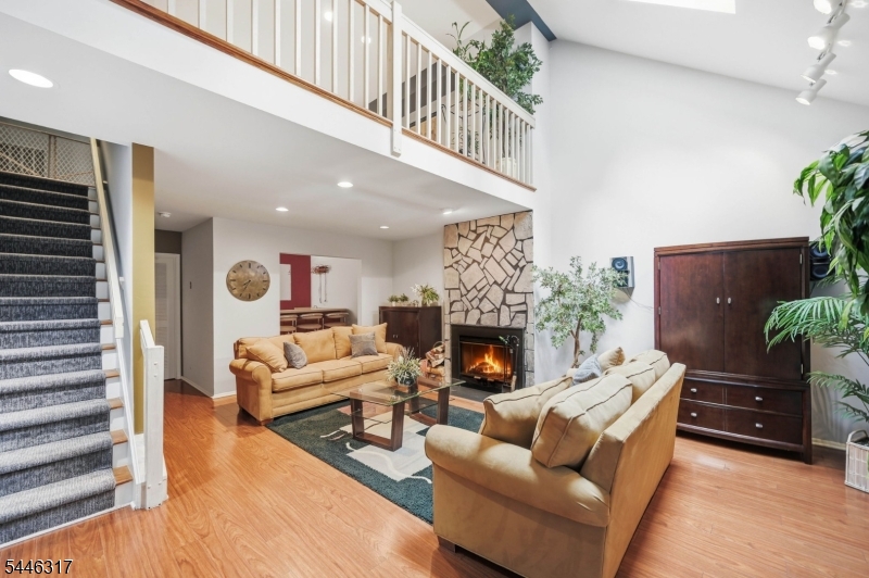 59 Bunker Hill Rd