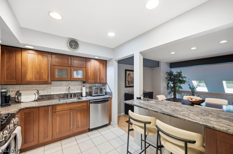 59 Bunker Hill Rd