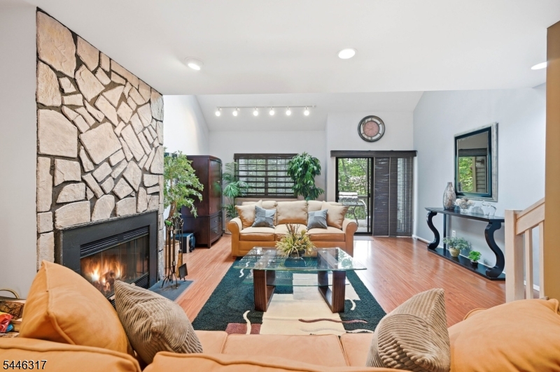 59 Bunker Hill Rd