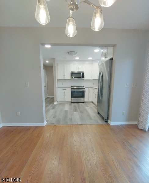 3 Teneyck Ave B