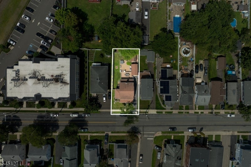 125 Stevens Ave