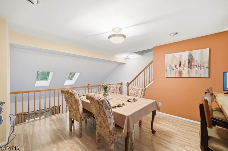 48D Beacon Hill Rd D