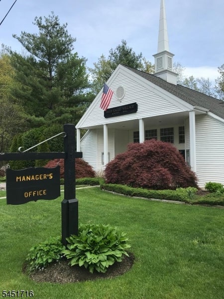 48D Beacon Hill Rd D