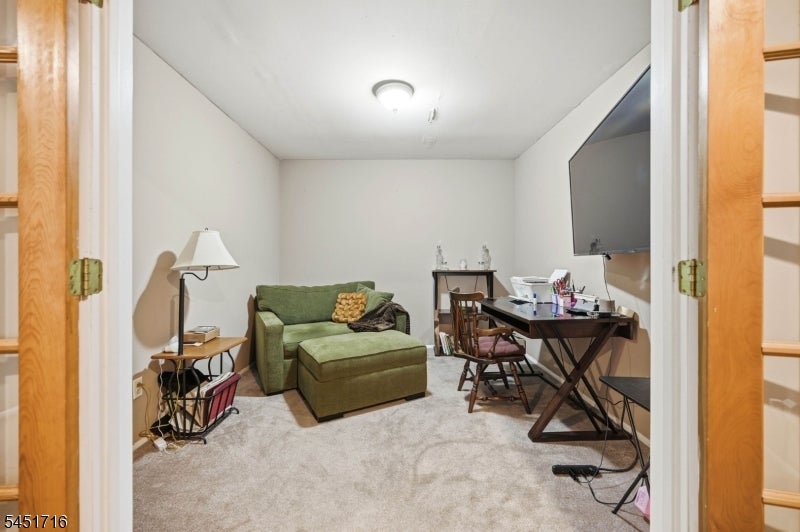 48D Beacon Hill Rd D