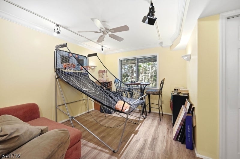 48D Beacon Hill Rd D