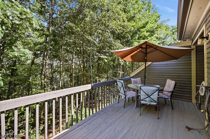48D Beacon Hill Rd D