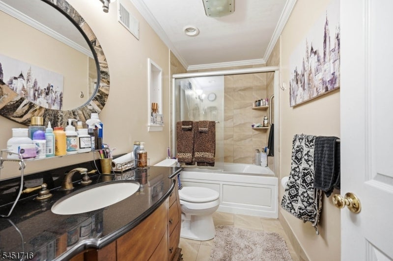 48D Beacon Hill Rd D