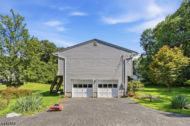 5 Apshawa Cross Rd