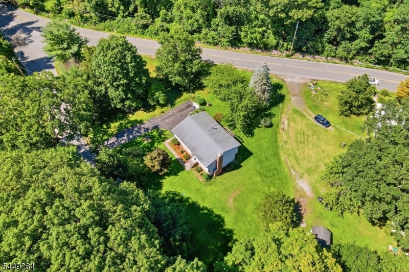 5 Apshawa Cross Rd
