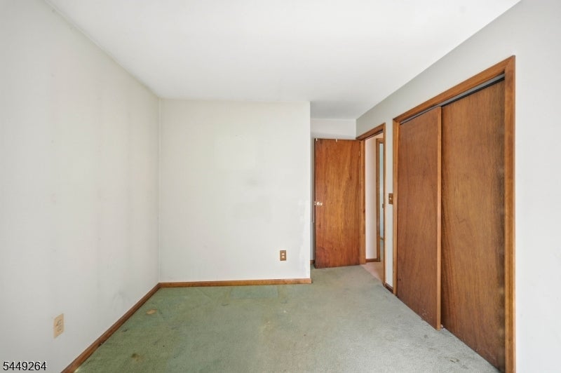 5 Apshawa Cross Rd