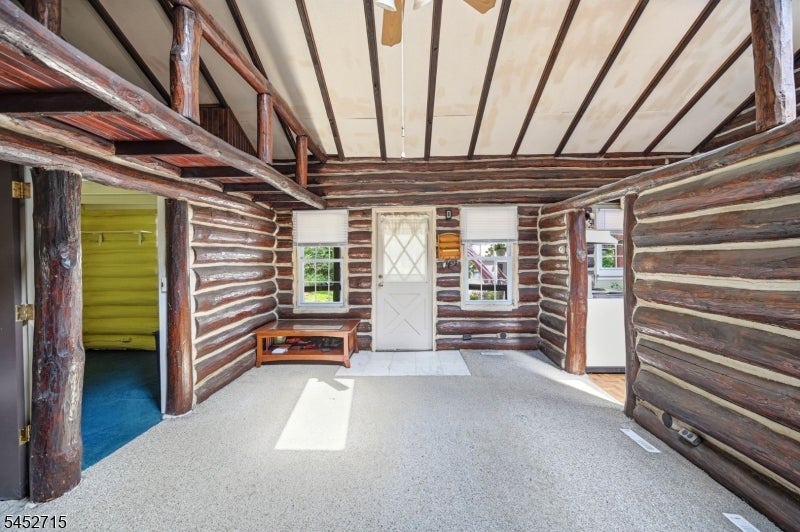 13 Woodside Dr