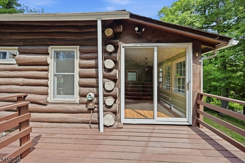 13 Woodside Dr