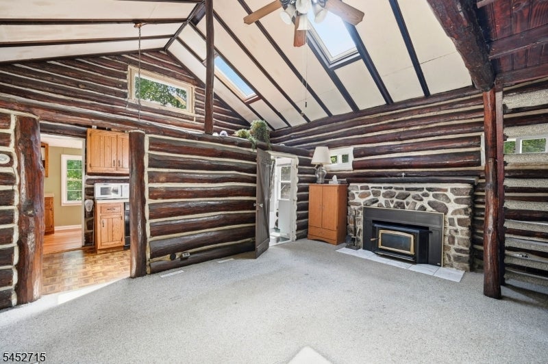 13 Woodside Dr