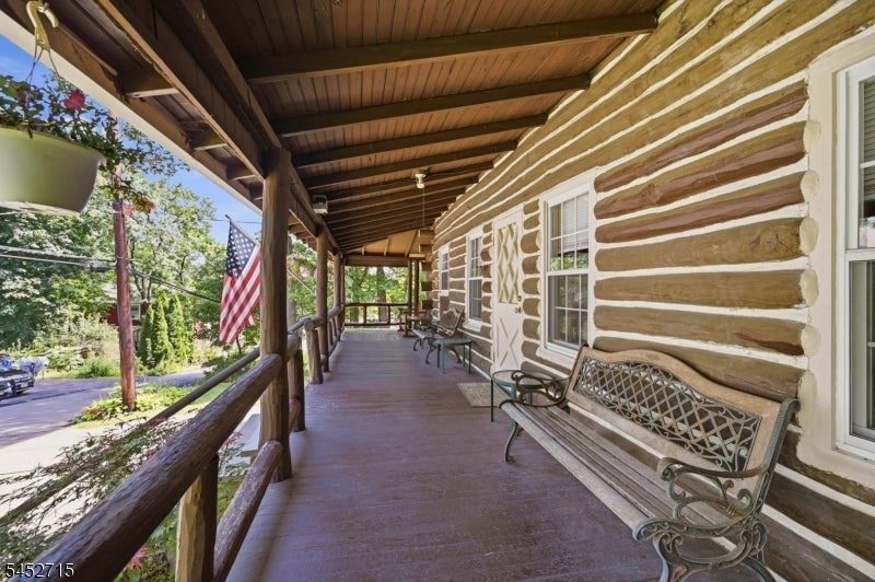 13 Woodside Dr
