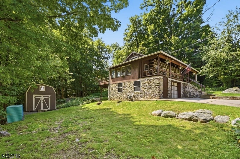 13 Woodside Dr