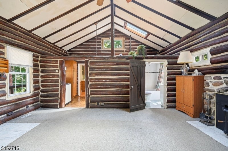 13 Woodside Dr
