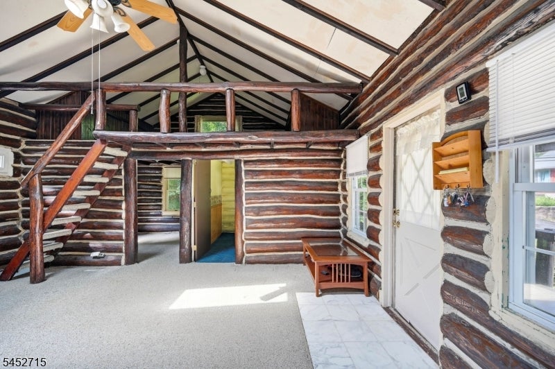 13 Woodside Dr