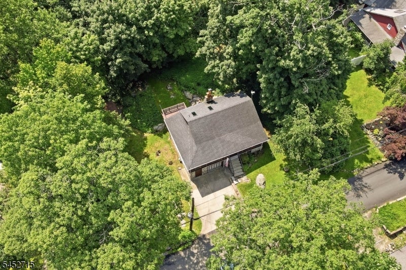 13 Woodside Dr