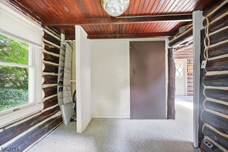 13 Woodside Dr