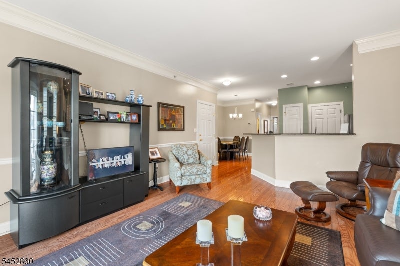 7706 Marine Rd 112