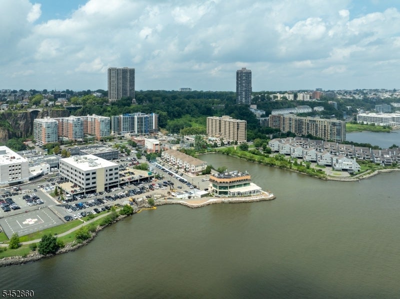 7706 Marine Rd 112