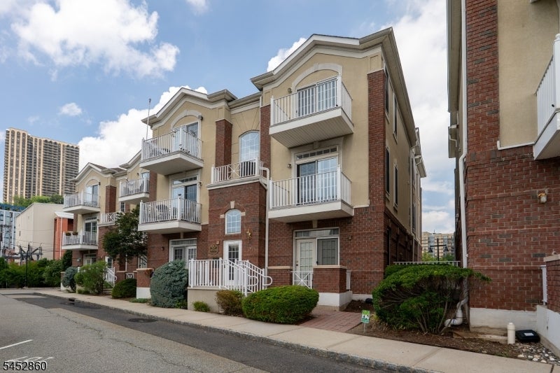 7706 Marine Rd 112